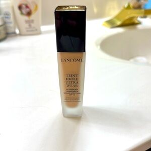 Lancome Tint ultra wear 260 N